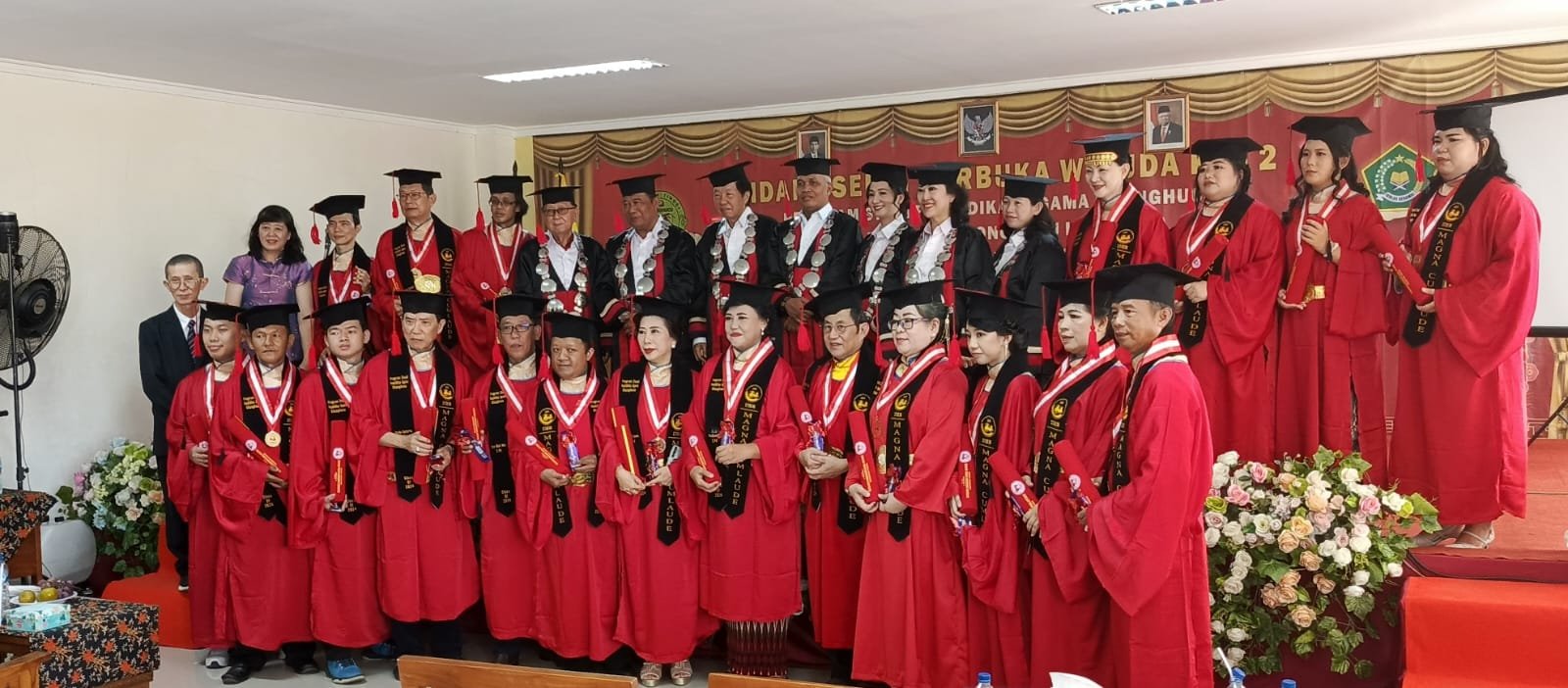 Wisuda STIKIN ke-2