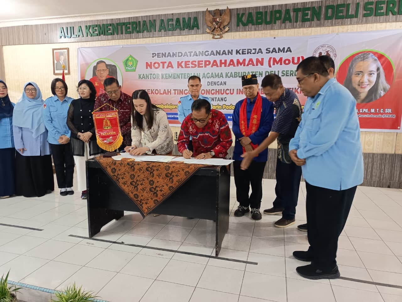 Kemenag Deliserdang dan Sekolah Tinggi Konghucu Teken MoU Program Bahasa Mandarin di Madrasah - Foto 4